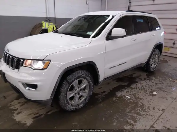 1C4RJFAG6HC826011 2017 JEEP GRAND CHEROKEE - Image 2