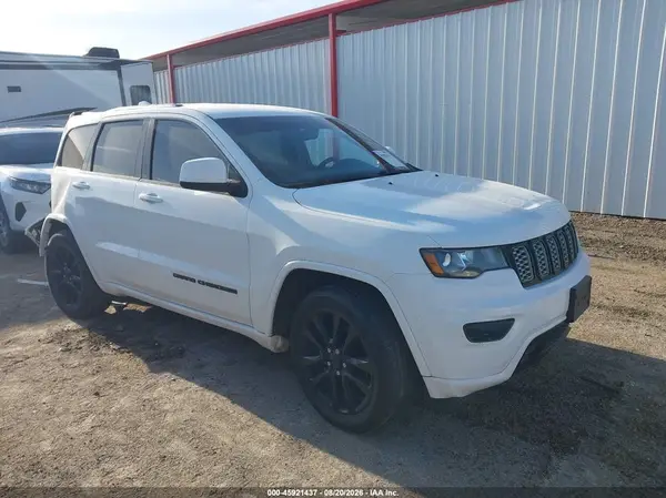 1C4RJFAG6HC886905 2017 JEEP GRAND CHEROKEE - Image 1
