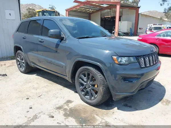 1C4RJFAG6HC894728 2017 JEEP GRAND CHEROKEE - Image 1