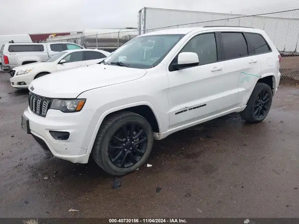1C4RJFAG6HC910829 2017 JEEP GRAND CHEROKEE - Image 2