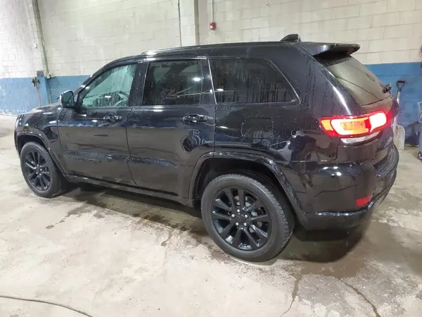 1C4RJFAG6HC929476 2017 JEEP GRAND CHEROKEE - Image 2