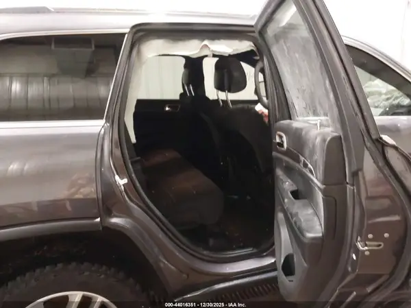 1C4RJFAG6HC946827 2017 JEEP GRAND CHEROKEE - Image 8