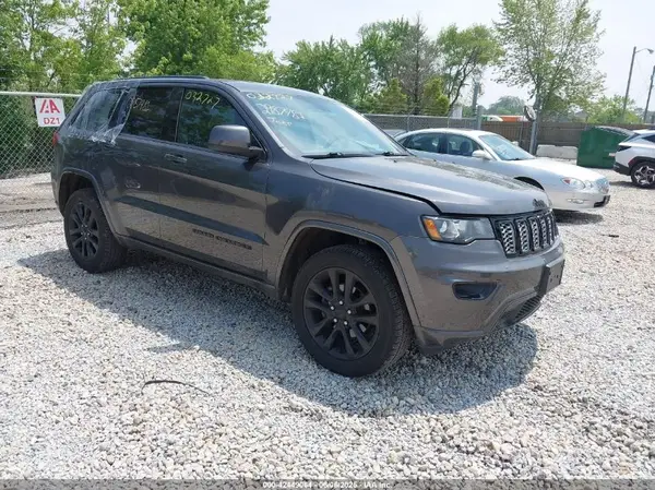 1C4RJFAG6JC120601 2018 JEEP GRAND CHEROKEE - Image 1
