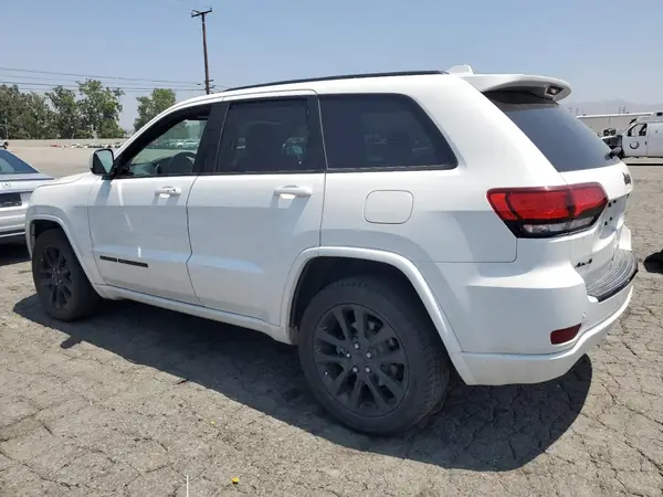 1C4RJFAG6JC135339 2018 JEEP GRAND CHEROKEE - Image 2