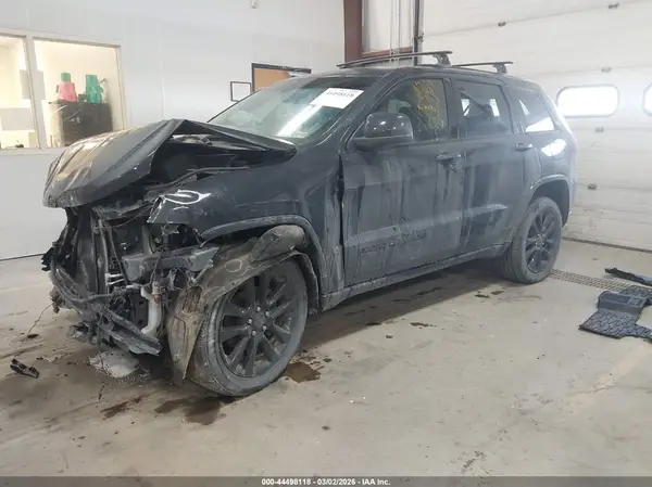 1C4RJFAG6JC136183 2018 JEEP GRAND CHEROKEE - Image 2