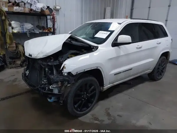 1C4RJFAG6JC147751 2018 JEEP GRAND CHEROKEE - Image 2