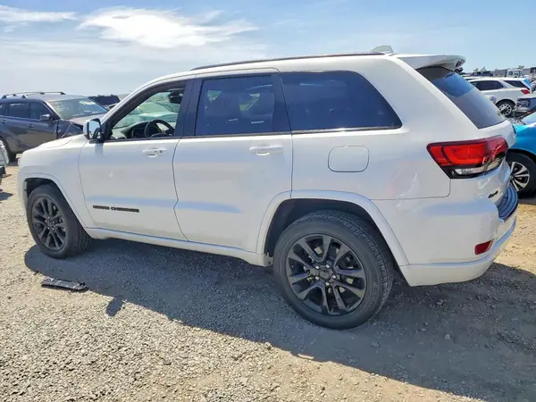1C4RJFAG6JC245744 2018 JEEP GRAND CHEROKEE - Image 2