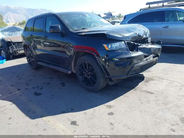 1C4RJFAG6JC249762 2018 JEEP GRAND CHEROKEE - Image 1