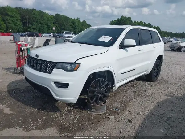 1C4RJFAG6JC305330 2018 JEEP GRAND CHEROKEE - Image 2