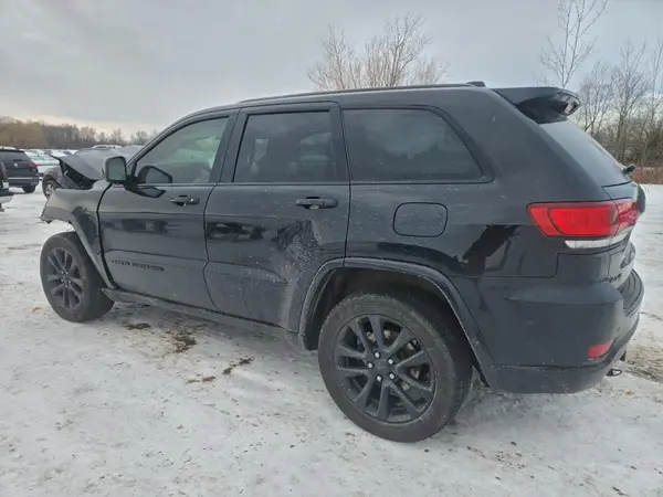 1C4RJFAG6JC309071 2018 JEEP GRAND CHEROKEE - Image 2
