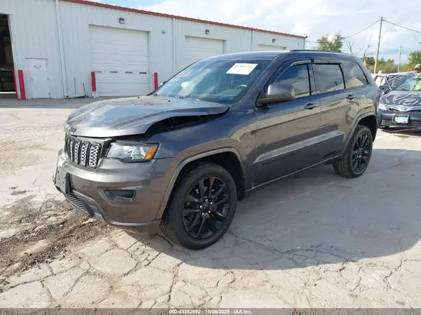 1C4RJFAG6JC312892 2018 JEEP GRAND CHEROKEE - Image 2