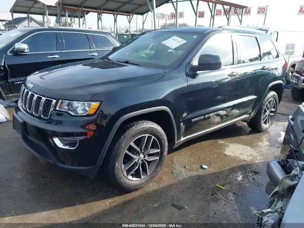 1C4RJFAG6JC325979 2018 JEEP GRAND CHEROKEE - Image 2