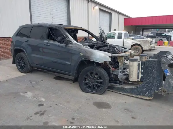 1C4RJFAG6JC420364 2018 JEEP GRAND CHEROKEE - Image 1
