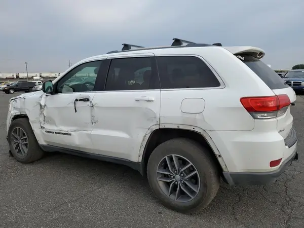 1C4RJFAG6JC422275 2018 JEEP GRAND CHEROKEE - Image 2