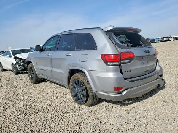 1C4RJFAG6JC443739 2018 JEEP GRAND CHEROKEE - Image 2