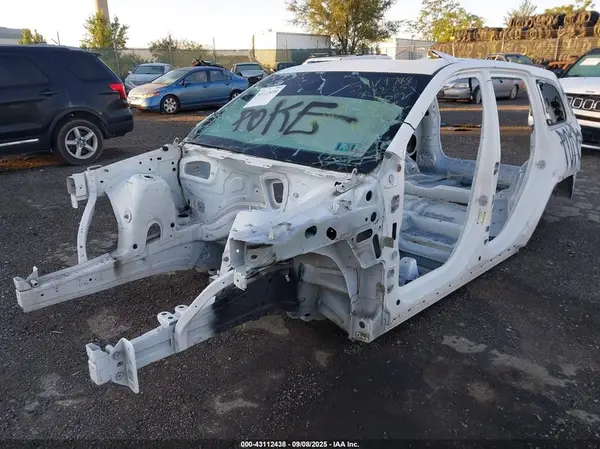 1C4RJFAG6KC592654 2019 JEEP GRAND CHEROKEE - Image 2