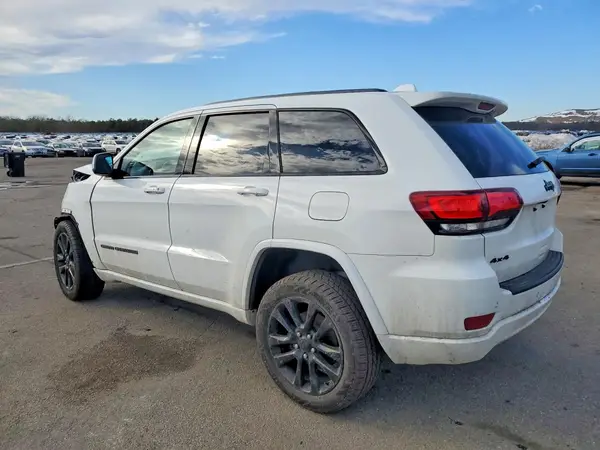 1C4RJFAG6KC625765 2019 JEEP GRAND CHEROKEE - Image 2