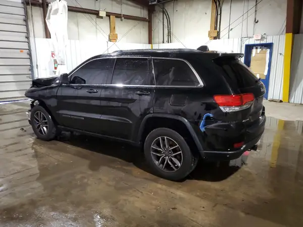 1C4RJFAG6KC666963 2019 JEEP GRAND CHEROKEE - Image 2