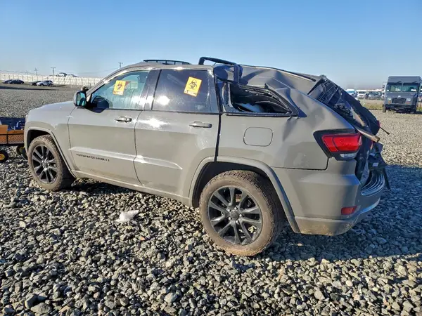 1C4RJFAG6KC760793 2019 JEEP GRAND CHEROKEE - Image 2
