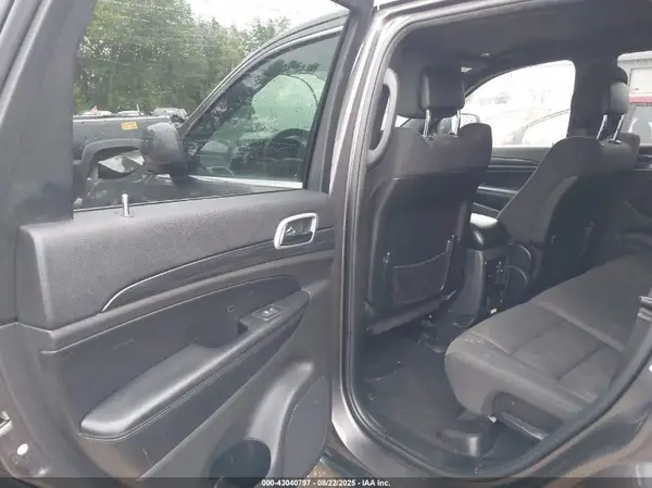 1C4RJFAG6KC771602 2019 JEEP GRAND CHEROKEE - Image 8