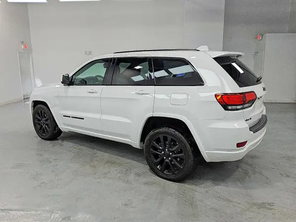 1C4RJFAG6LC111741 2020 JEEP GRAND CHEROKEE - Image 2