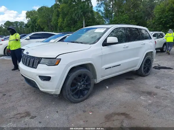 1C4RJFAG6LC159403 2020 JEEP GRAND CHEROKEE - Image 2