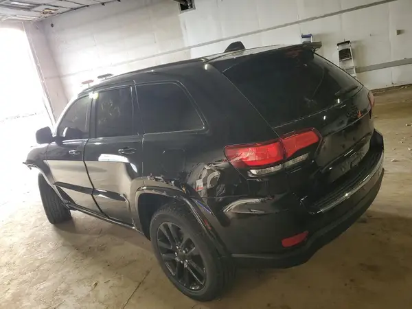 1C4RJFAG6LC240580 2020 JEEP GRAND CHEROKEE - Image 2
