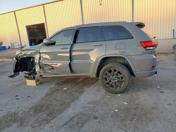 1C4RJFAG6LC271568 2020 JEEP GRAND CHEROKEE - Image 2