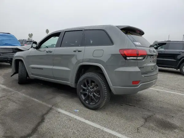 1C4RJFAG6LC327914 2020 JEEP GRAND CHEROKEE - Image 2