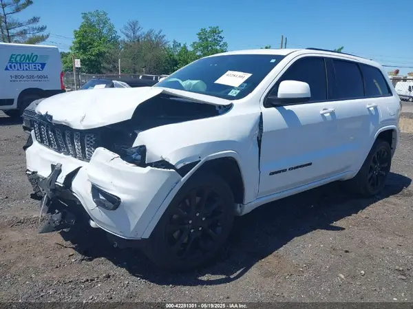 1C4RJFAG6MC759825 2021 JEEP GRAND CHEROKEE - Image 2
