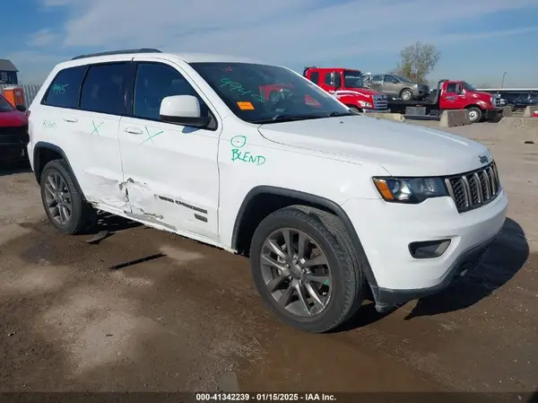 1C4RJFAG7HC607543 2017 JEEP GRAND CHEROKEE - Image 1