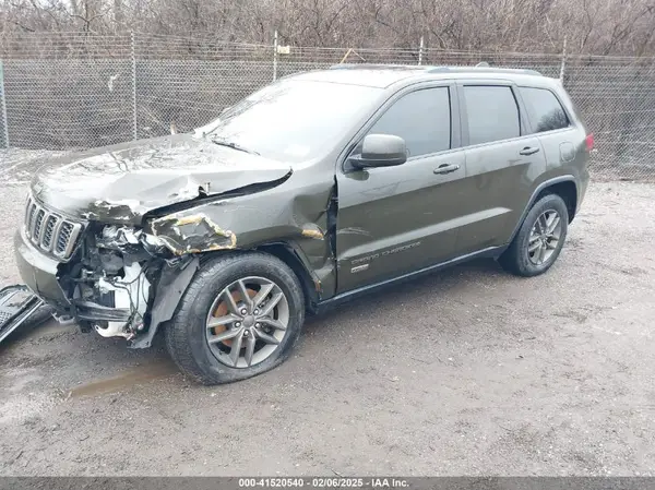 1C4RJFAG7HC651896 2017 JEEP GRAND CHEROKEE - Image 2