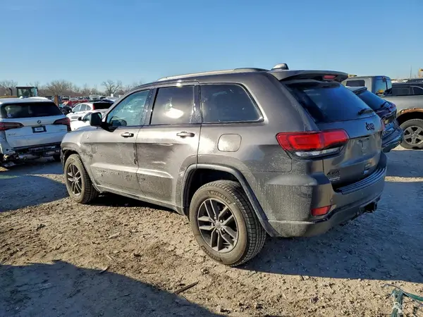 1C4RJFAG7HC658833 2017 JEEP GRAND CHEROKEE - Image 2