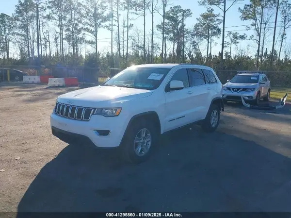 1C4RJFAG7HC688625 2017 JEEP GRAND CHEROKEE - Image 2