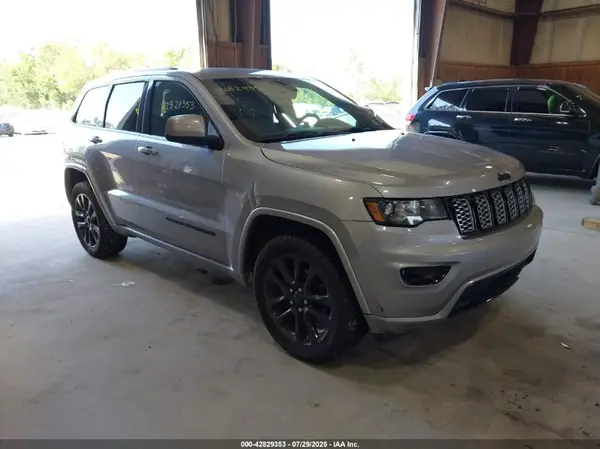 1C4RJFAG7HC700627 2017 JEEP GRAND CHEROKEE - Image 1