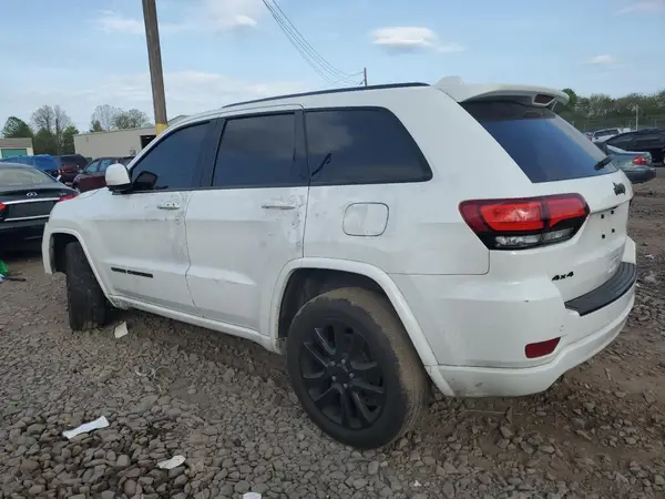 1C4RJFAG7HC706606 2017 JEEP GRAND CHEROKEE - Image 2