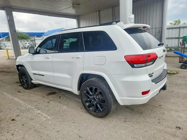 1C4RJFAG7HC721722 2017 JEEP GRAND CHEROKEE - Image 2