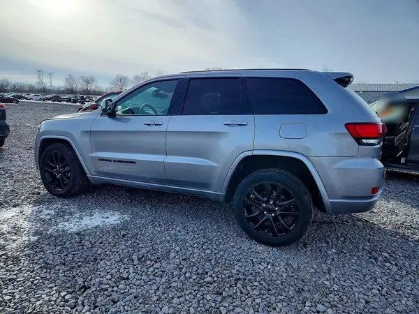 1C4RJFAG7HC768314 2017 JEEP GRAND CHEROKEE - Image 2