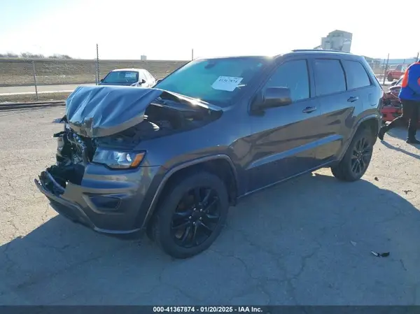 1C4RJFAG7HC769642 2017 JEEP GRAND CHEROKEE - Image 2