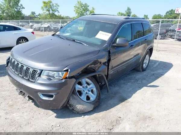 1C4RJFAG7HC782360 2017 JEEP GRAND CHEROKEE - Image 2
