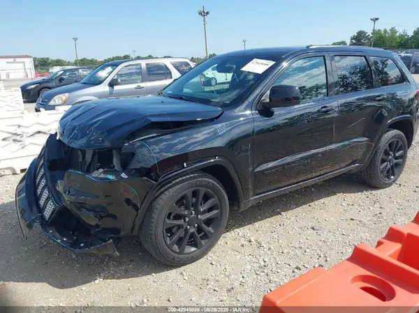 1C4RJFAG7HC792340 2017 JEEP GRAND CHEROKEE - Image 2
