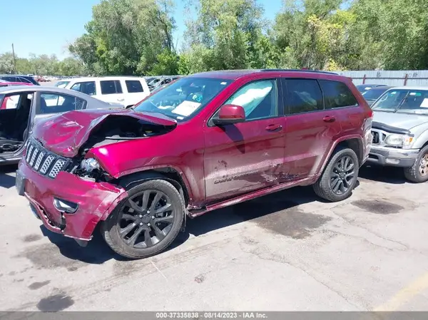 1C4RJFAG7HC863813 2017 JEEP GRAND CHEROKEE - Image 2