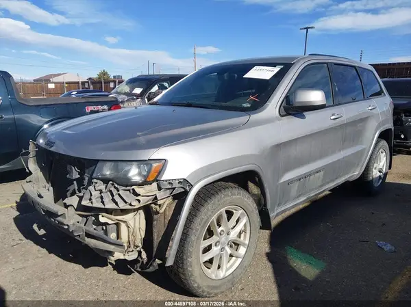 1C4RJFAG7HC865125 2017 JEEP GRAND CHEROKEE - Image 2