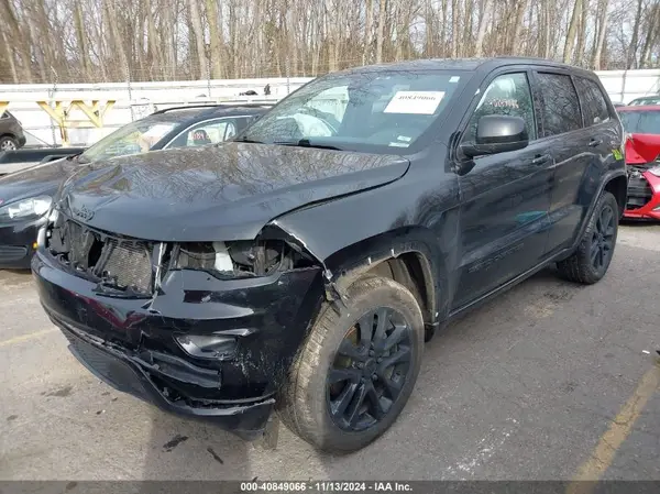 1C4RJFAG7HC873211 2017 JEEP GRAND CHEROKEE - Image 2