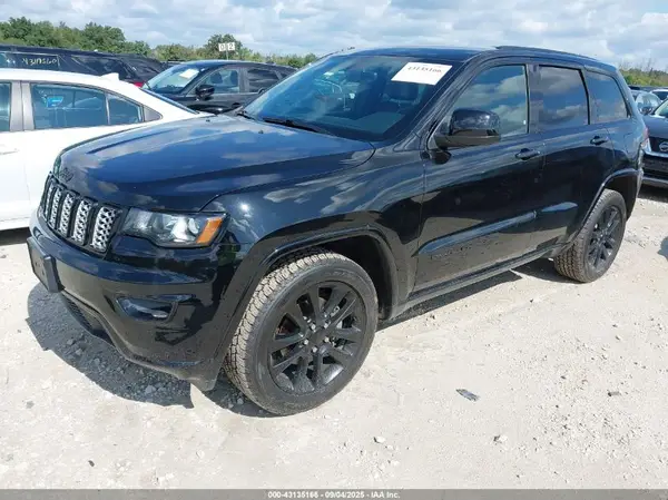 1C4RJFAG7HC875122 2017 JEEP GRAND CHEROKEE - Image 2