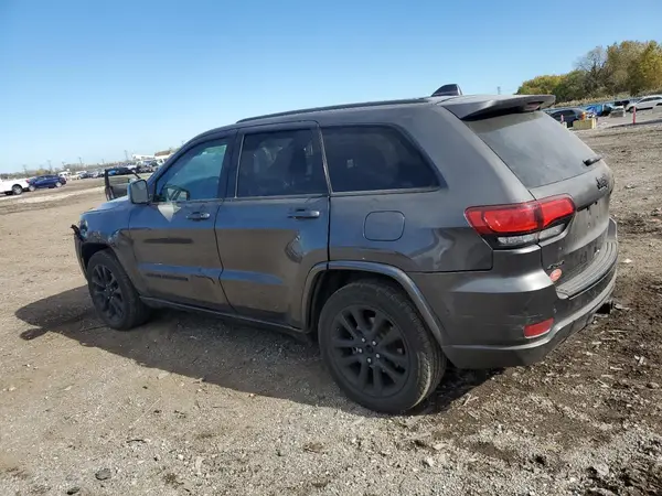1C4RJFAG7HC876447 2017 JEEP GRAND CHEROKEE - Image 2