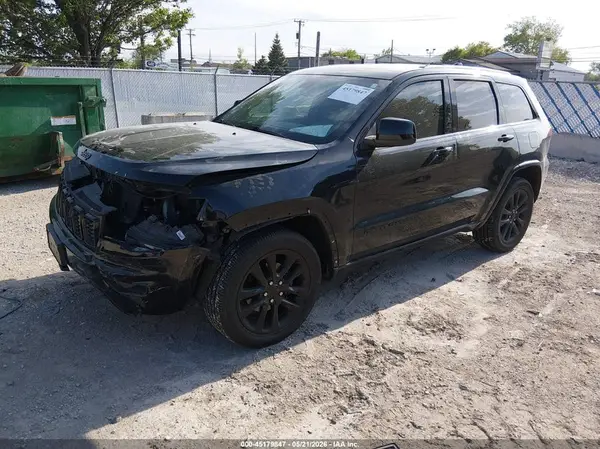 1C4RJFAG7HC885715 2017 JEEP GRAND CHEROKEE - Image 2