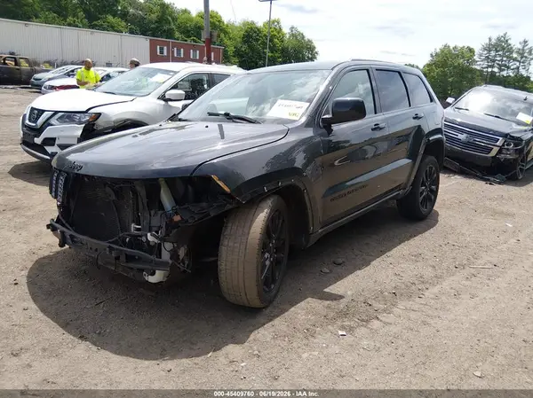 1C4RJFAG7HC895192 2017 JEEP GRAND CHEROKEE - Image 2