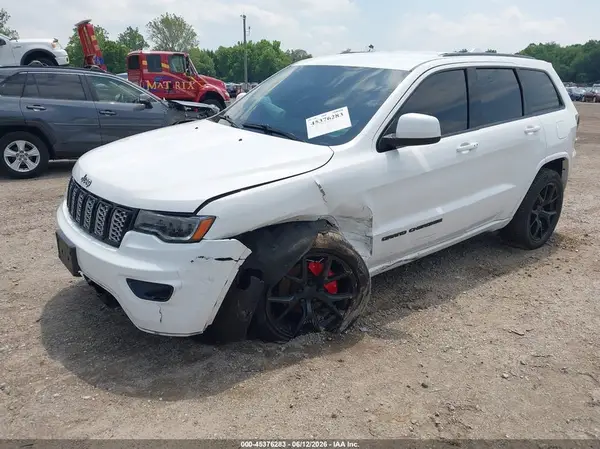 1C4RJFAG7HC926974 2017 JEEP GRAND CHEROKEE - Image 2