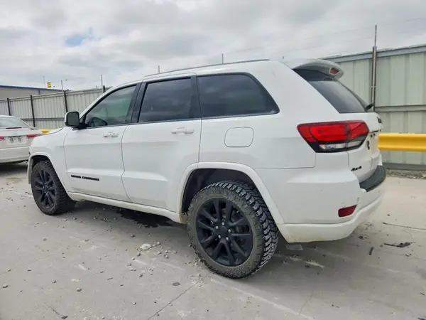 1C4RJFAG7HC938493 2017 JEEP GRAND CHEROKEE - Image 2